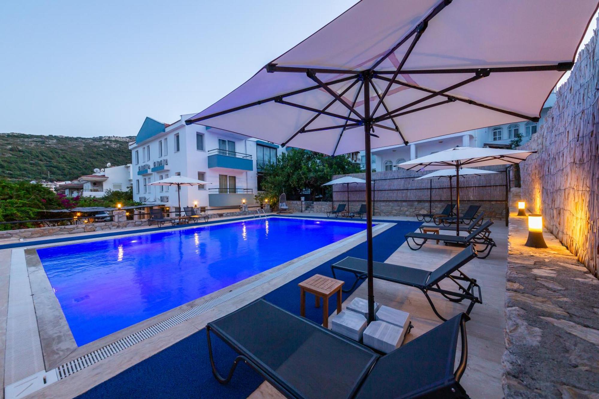 Oezguem Suite Otel Datça Eksteriør bilde