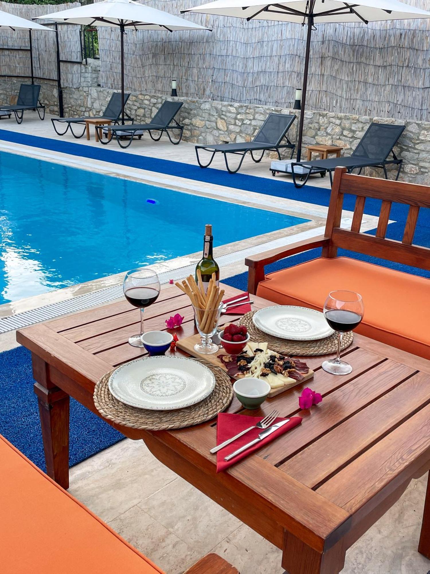 Oezguem Suite Otel Datça Eksteriør bilde