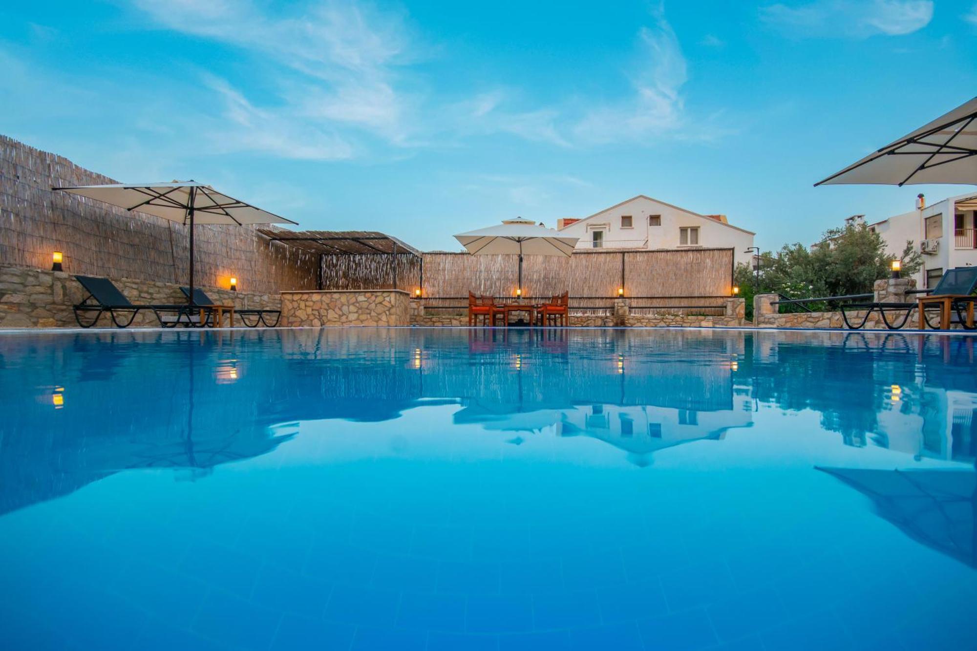 Oezguem Suite Otel Datça Eksteriør bilde