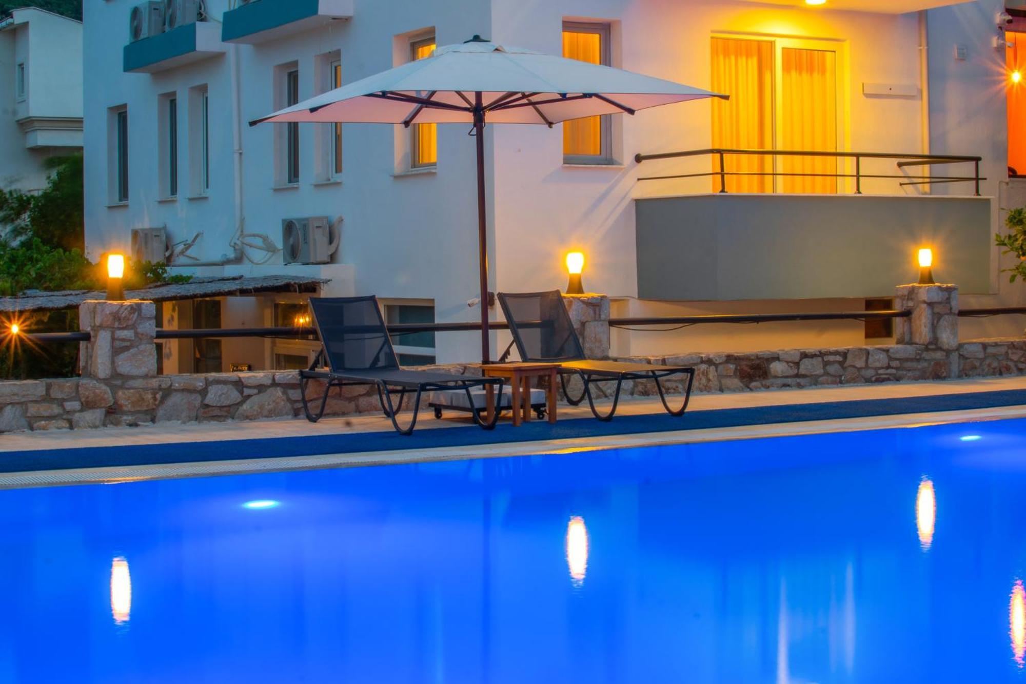Oezguem Suite Otel Datça Eksteriør bilde