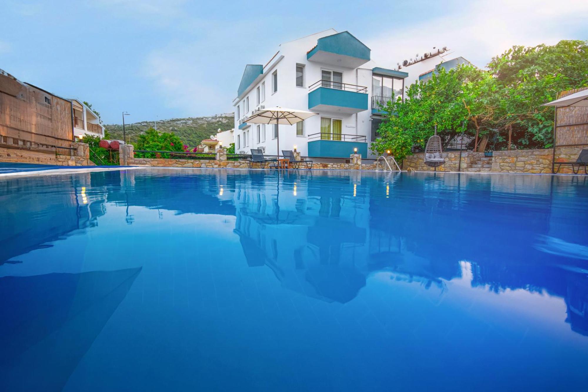 Oezguem Suite Otel Datça Eksteriør bilde