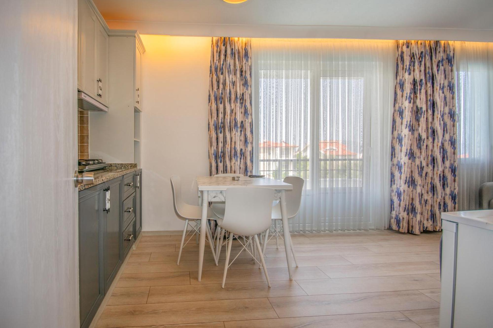 Oezguem Suite Otel Datça Eksteriør bilde